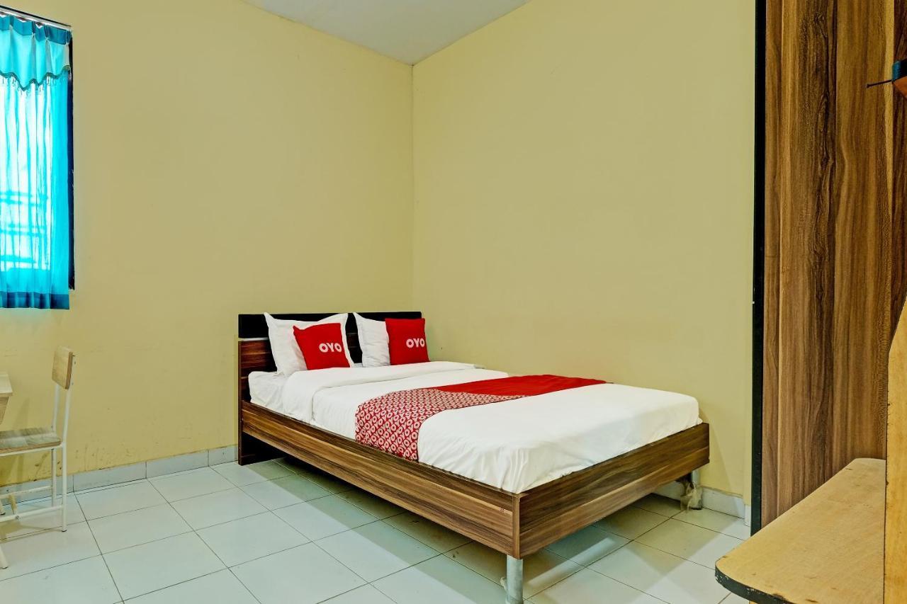 Oyo 91532 Malioboro Guesthouse 요그야카르타 외부 사진