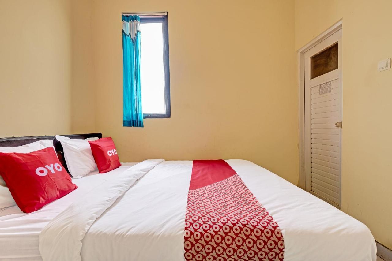 Oyo 91532 Malioboro Guesthouse 요그야카르타 외부 사진