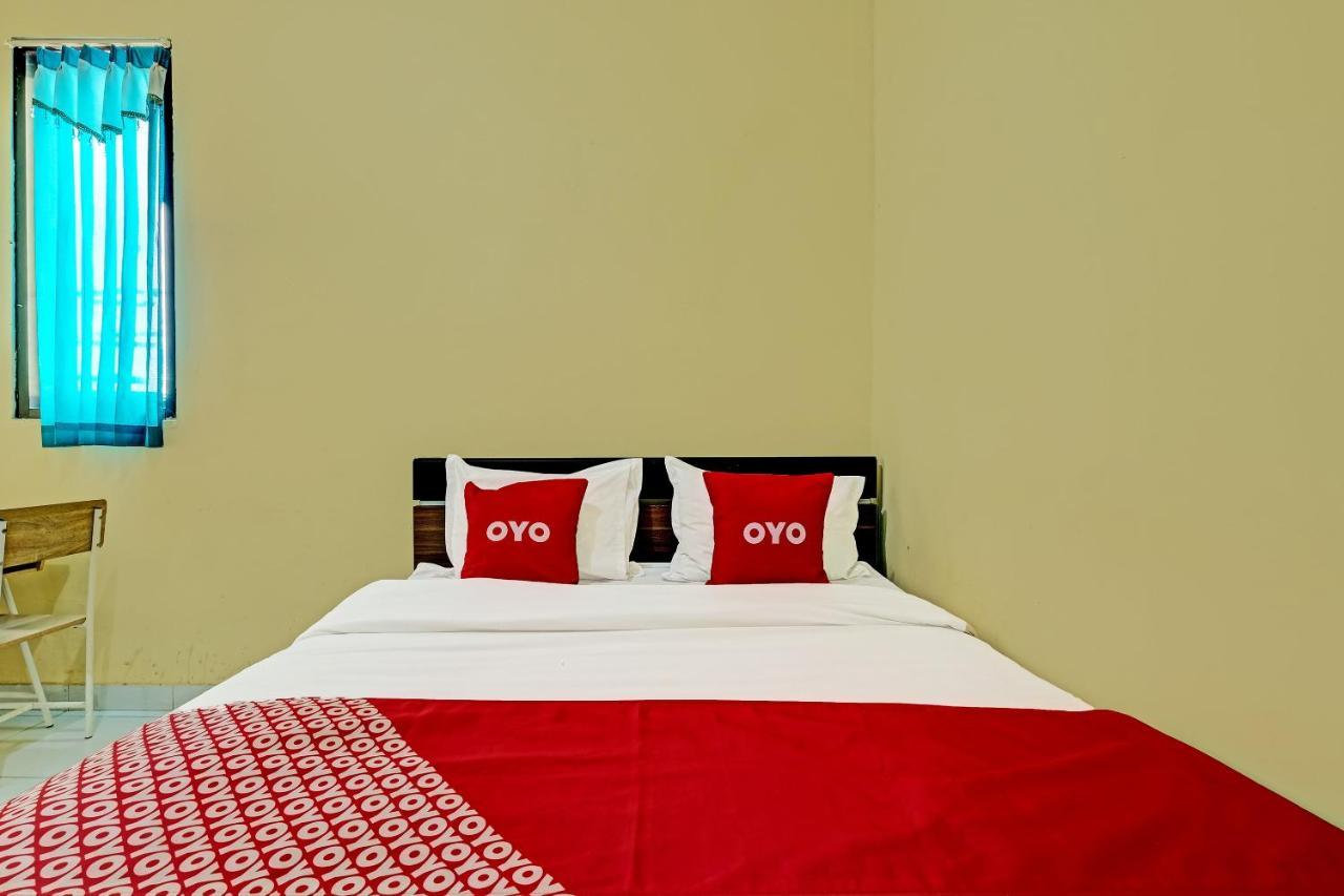 Oyo 91532 Malioboro Guesthouse 요그야카르타 외부 사진